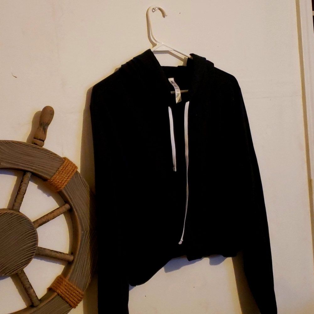 Blk Crop Top